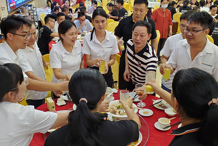 廣東菲思頓公司中秋福利